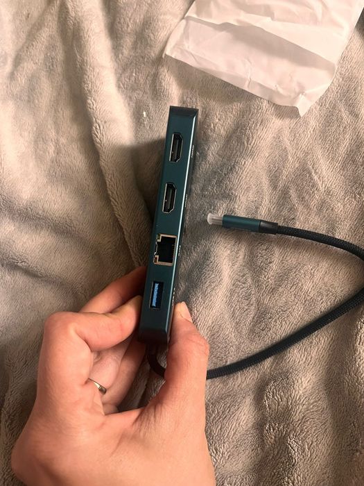 Adapter USB -C (hub)