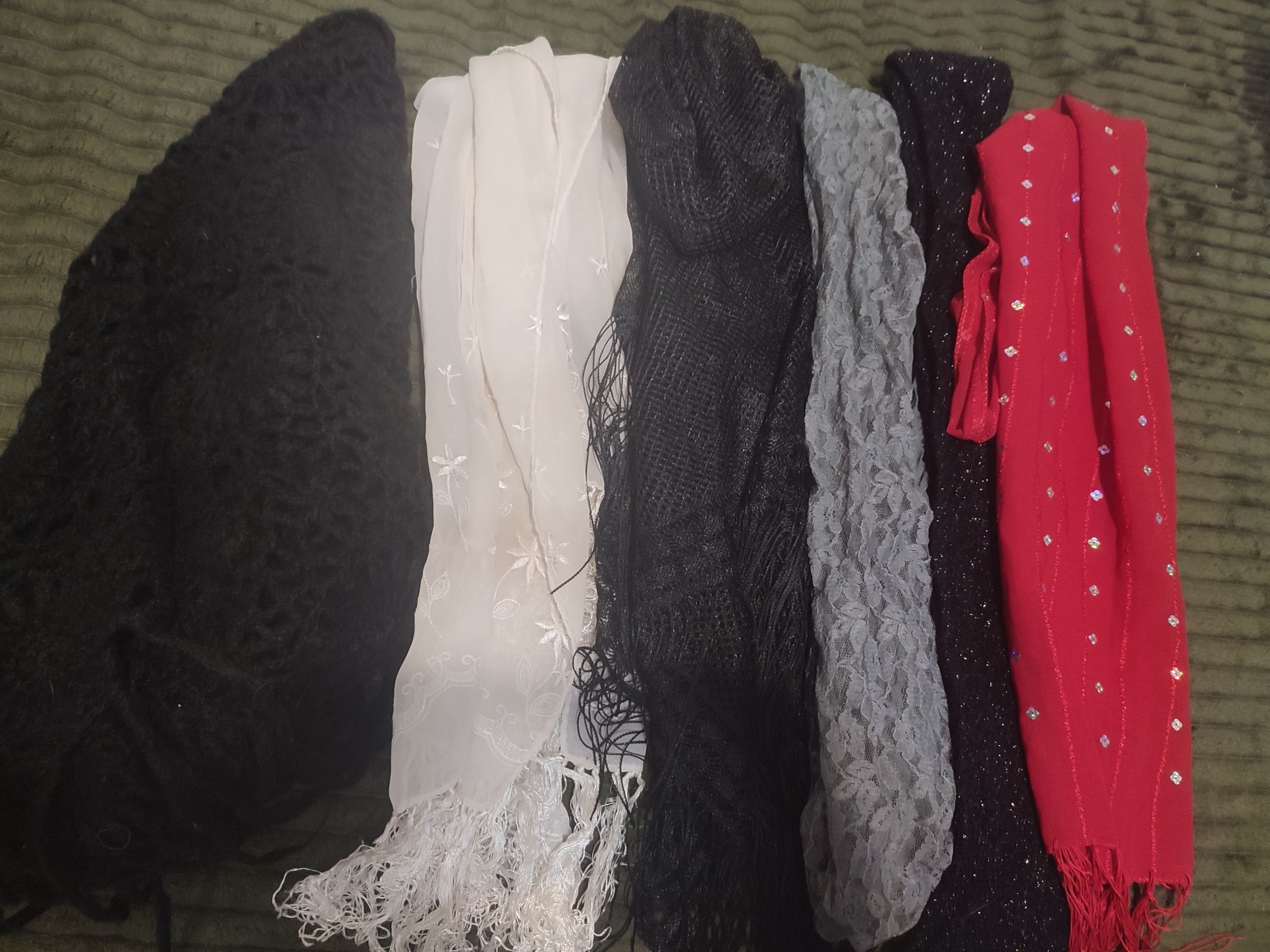 Комплект жіночих шарфів,шарф