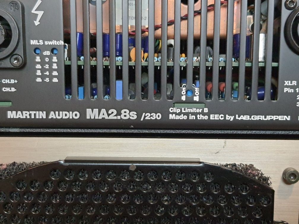 Labgruppen fp3400 - Martin Audio powersoft