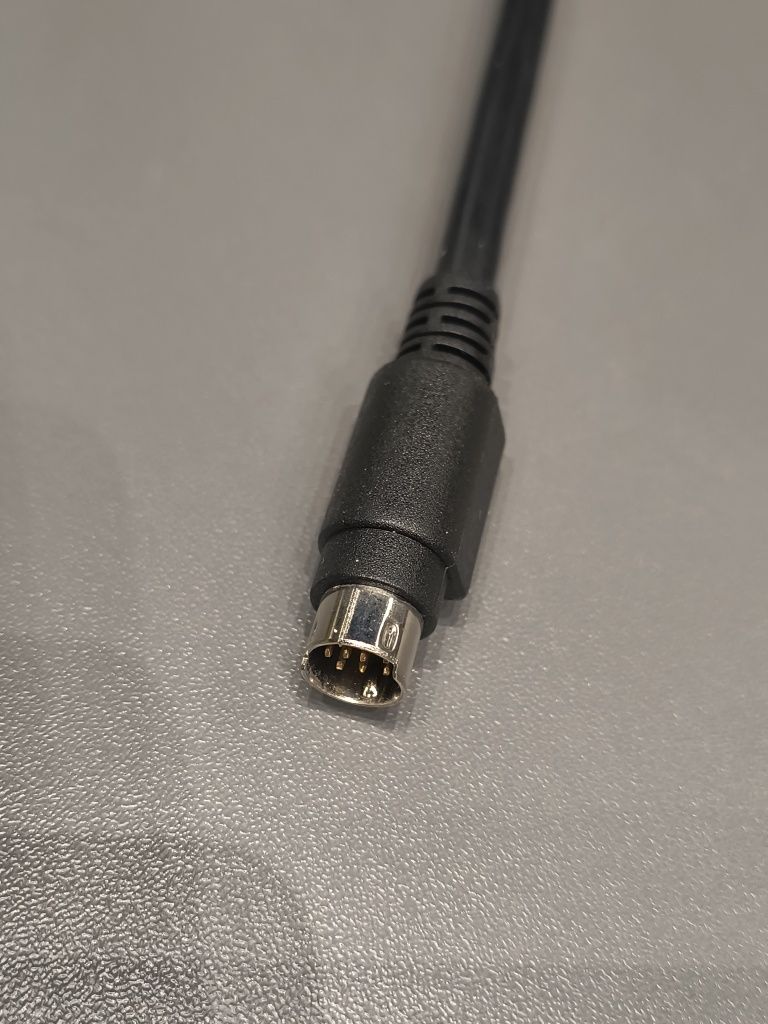 Adapter S-Video na HDTV Gigabyte nowy
Adapter S-Video 9-pin (męski) na