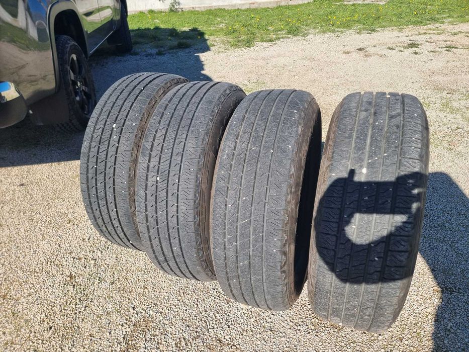 Vendo 4 pneus Goodyear Wrangler Territory HT 255/65R18 111H