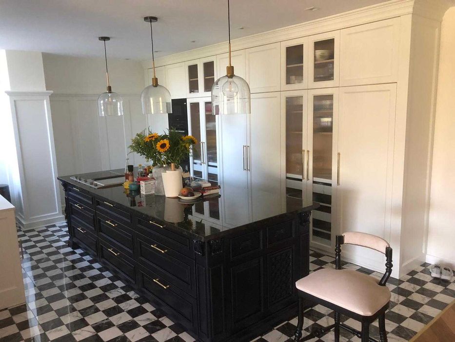 Деревянные кухни на заказ