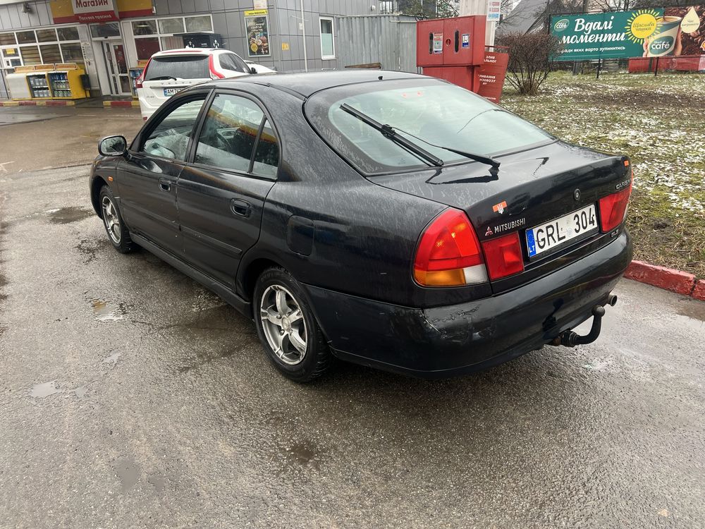 Разборка Mitsubishi Carisma 98 рік 1.8 бензин Автомат