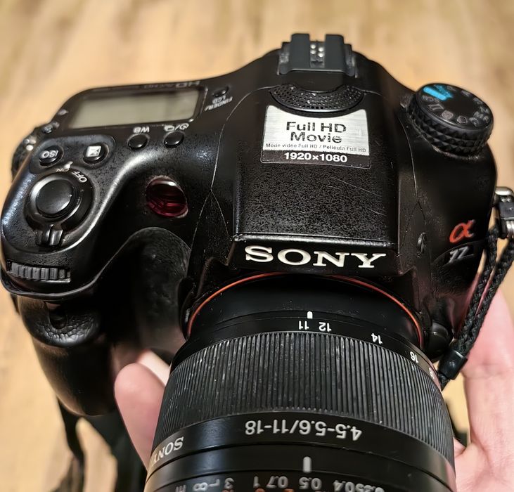 Sony A77 + obiektywy + torba