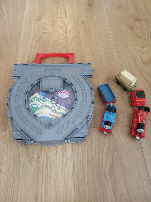 Tomek i przyjaciele walizka zestaw podróżny