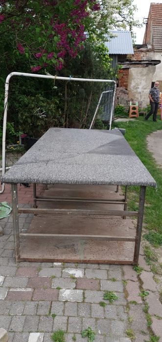 Stol montażowy solidny