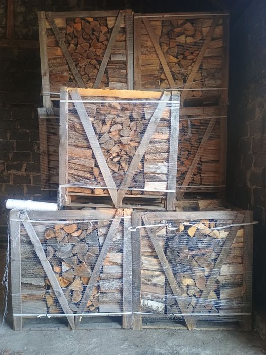 SUCHE Drewno kominkowe opałowe    dąb brzoza olcha pakowane na paletac