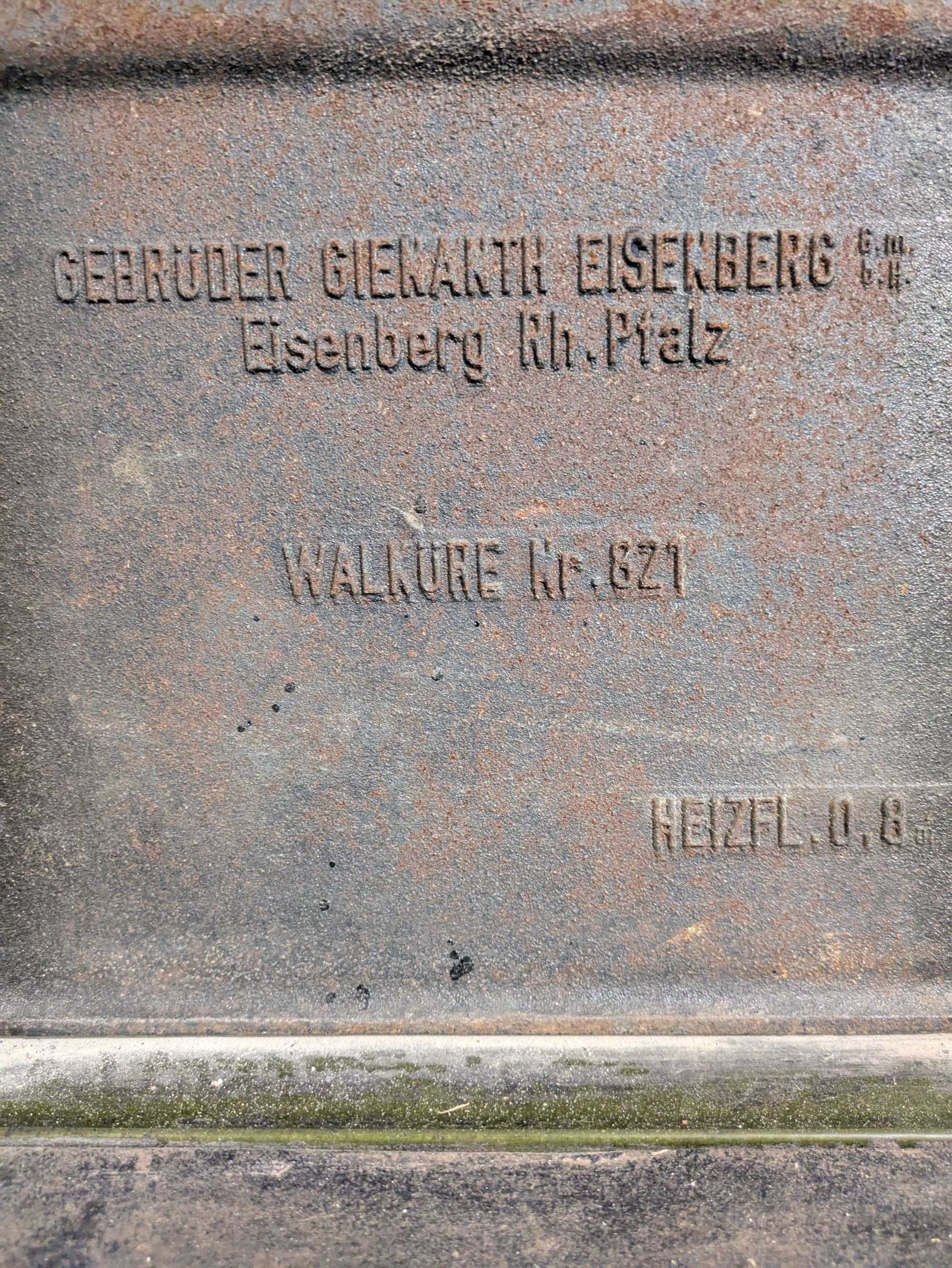 Piec Żeliwny z Niemiec