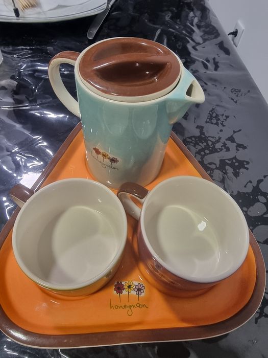 Conjunto chavenas e bule