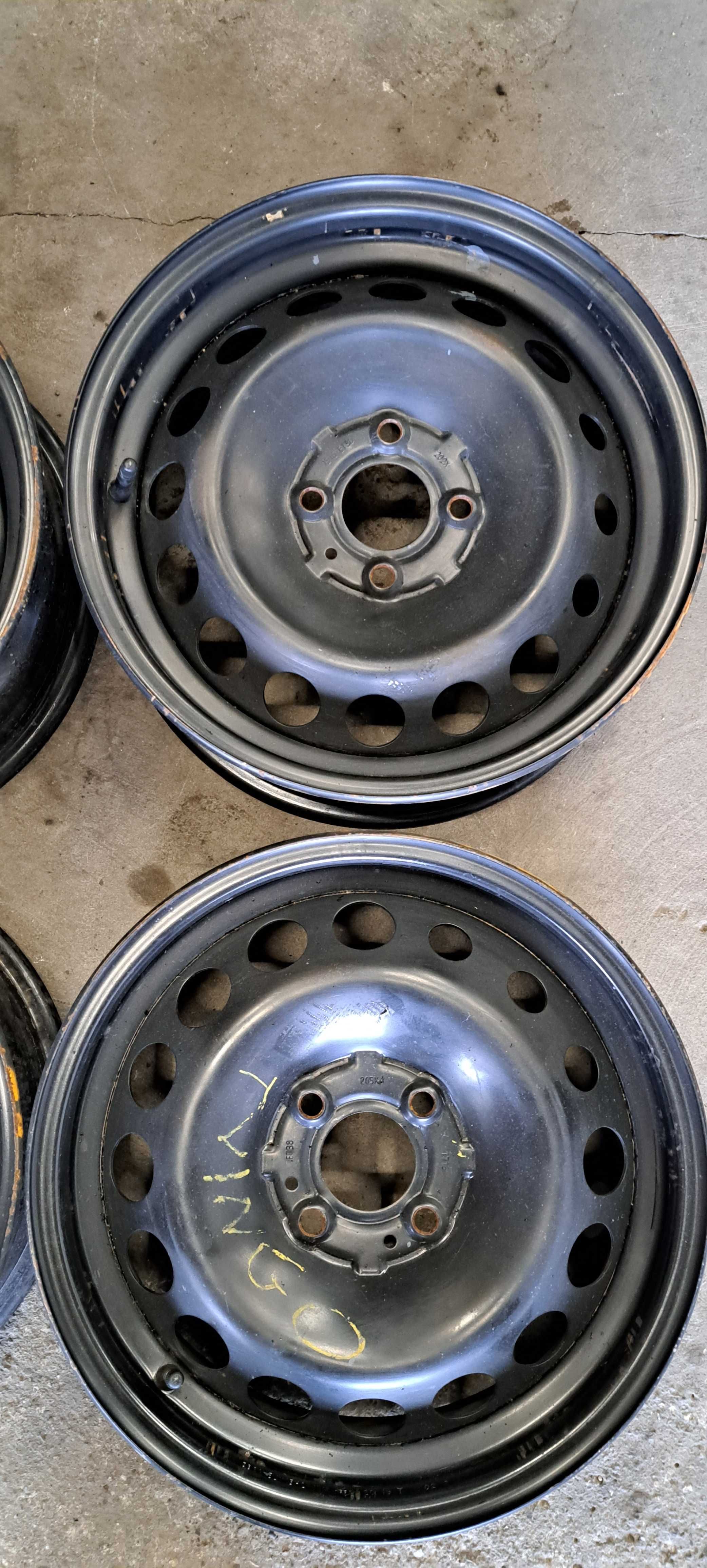 Felgi stalowe 5jx15 et38 4x100 +czujniki Renault Twingo Smart