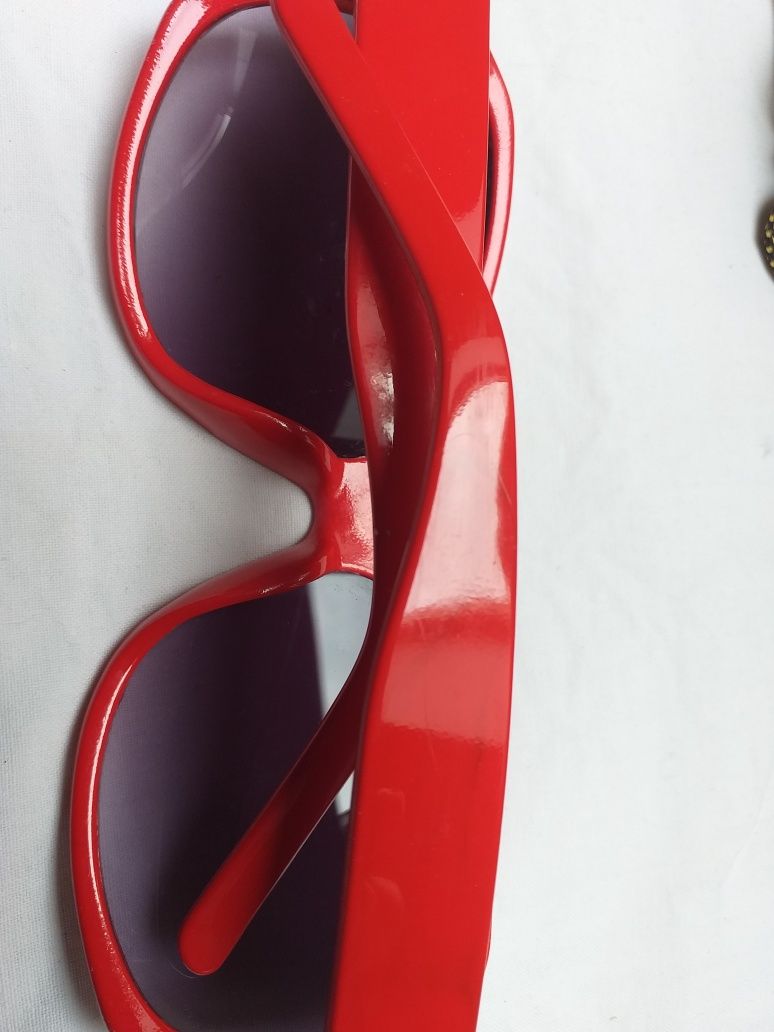 Okulary przeciwsłoneczne damskie Neve czerwone