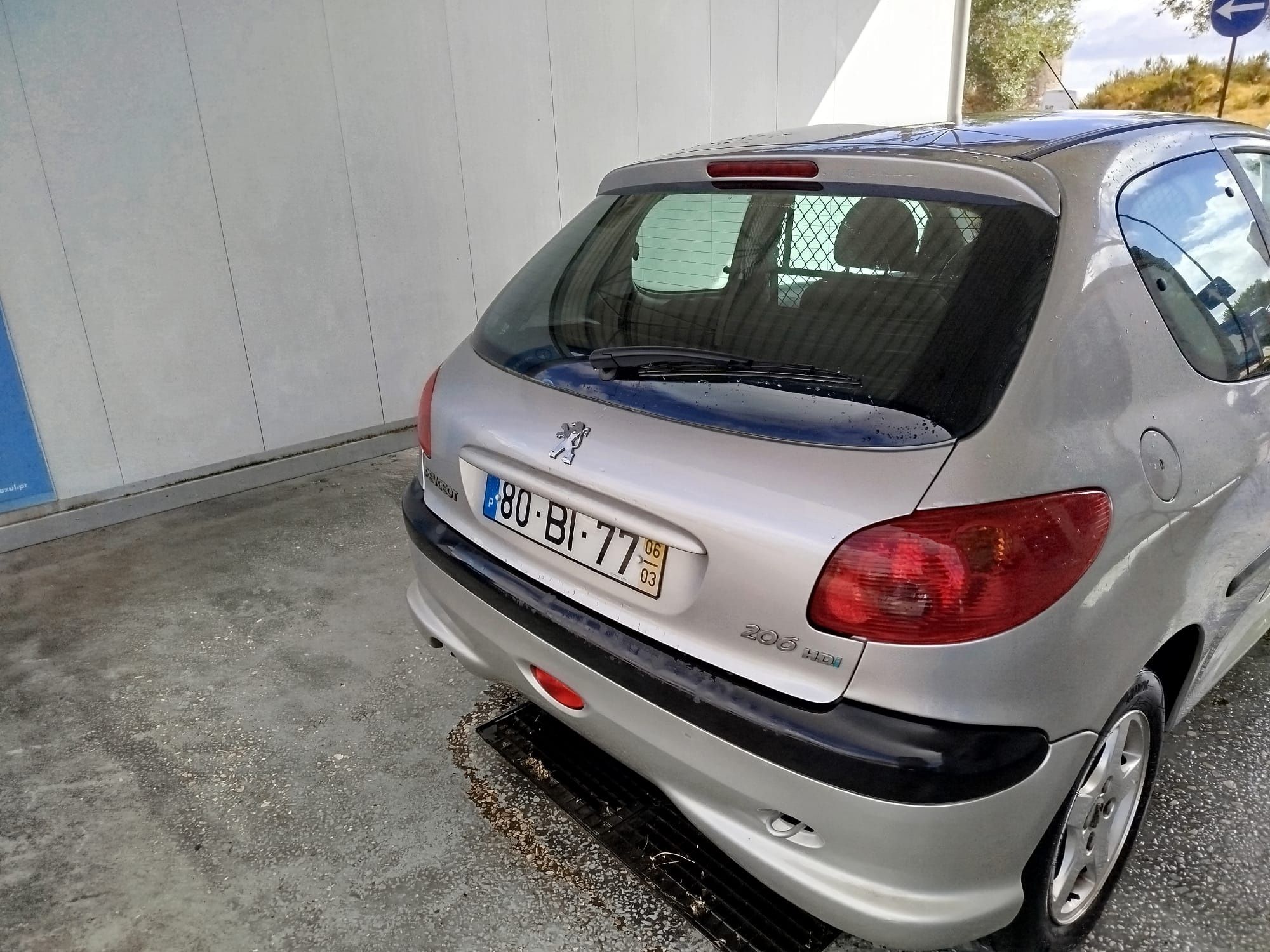 Vendo Peugeot 206 HDI comercial