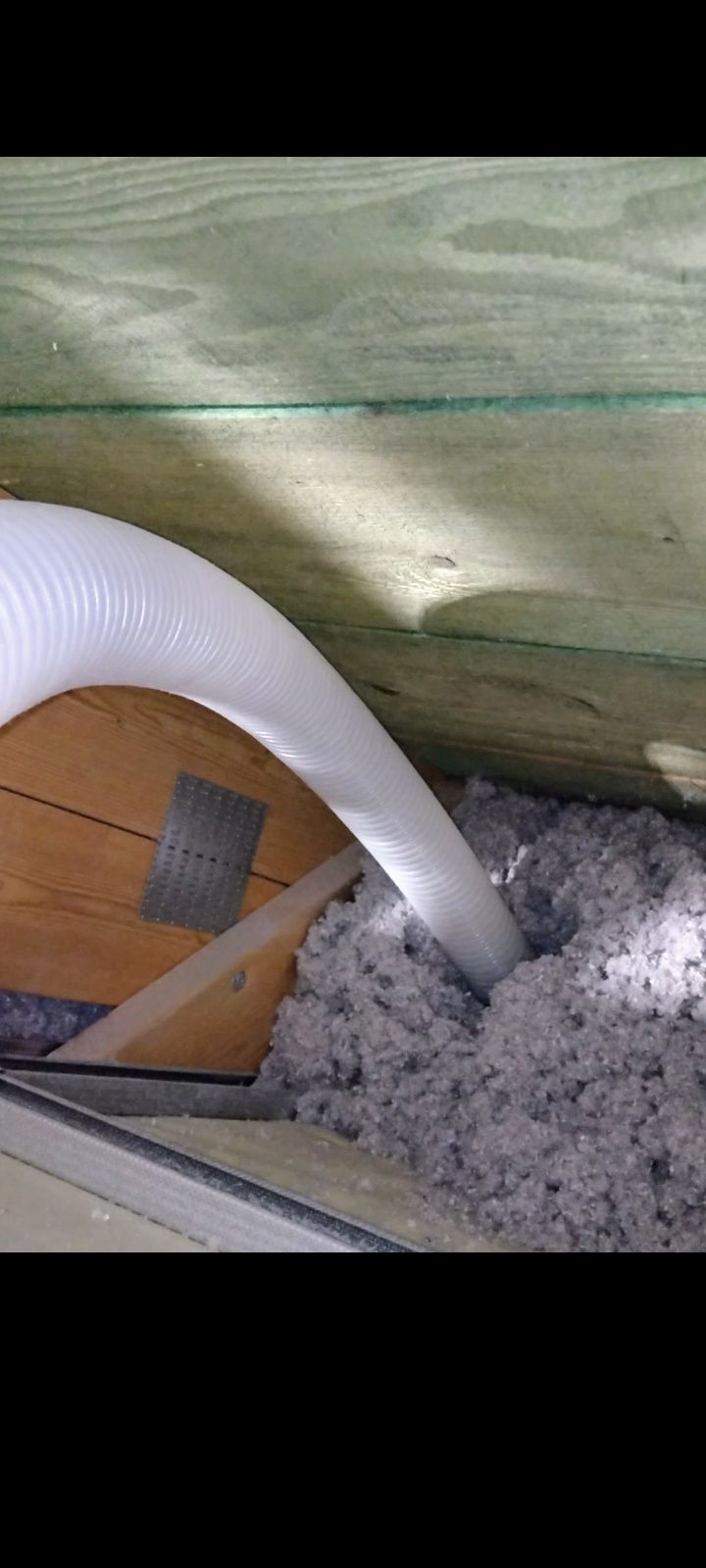 Ocieplenie skosów poddasza celulozą 30 cm