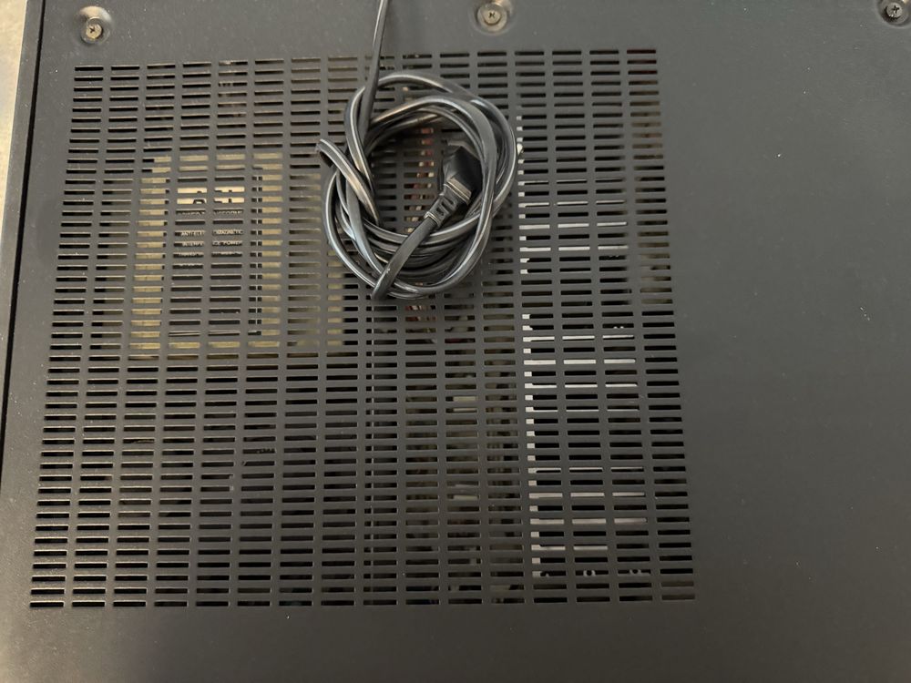 Onkyo integra A 8870