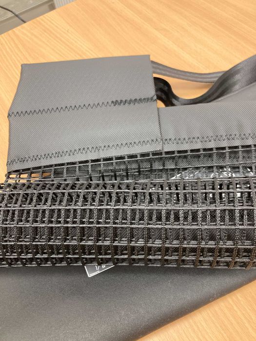 Siatka pionowa, przegroda bagażnika Volvo XC 60 OEM,  nowa