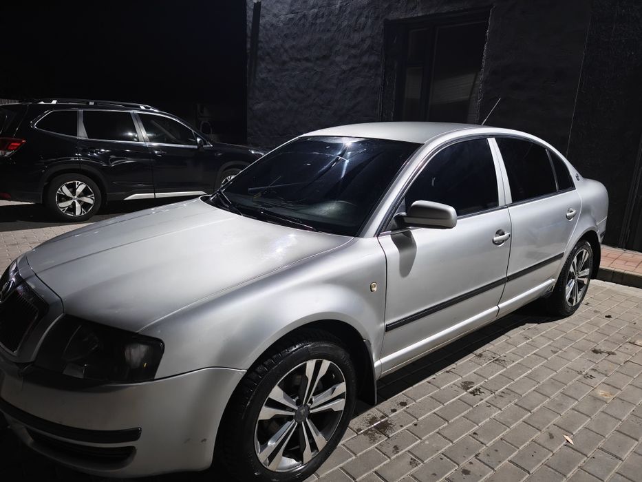 Skoda Superb 1.8t