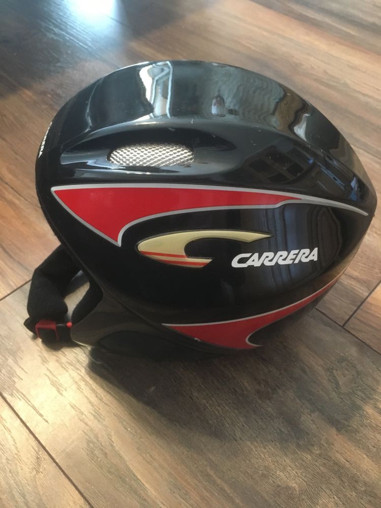 Kask narciarski carrera