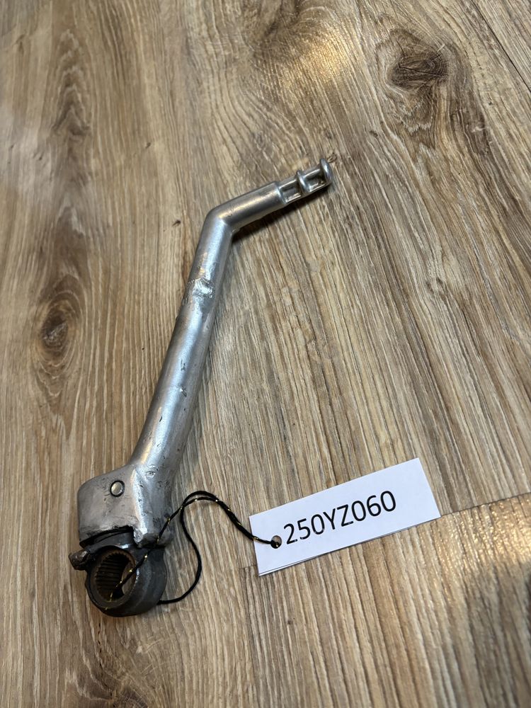 Kopnik kopka kick starter rozrusznik YAMAHA YZ250 2t 2000r