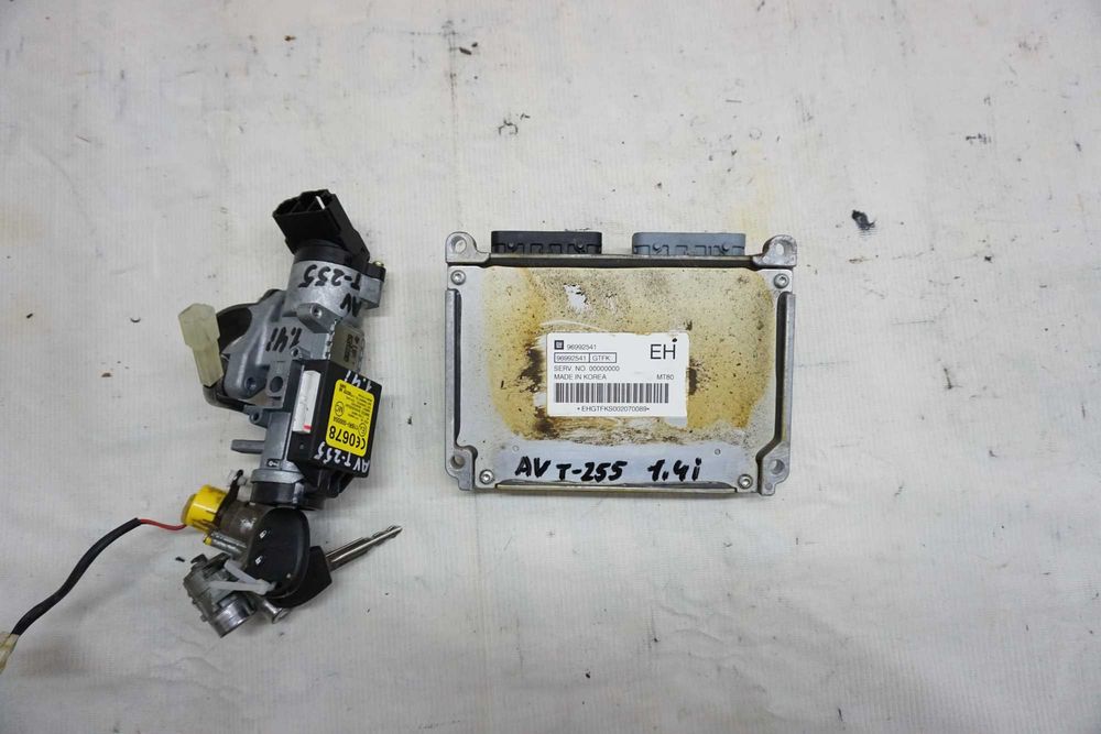 Блок управління двигуном ЕБУ (мозги) Chevrolet Aveo\Авео 1.4 T255\250