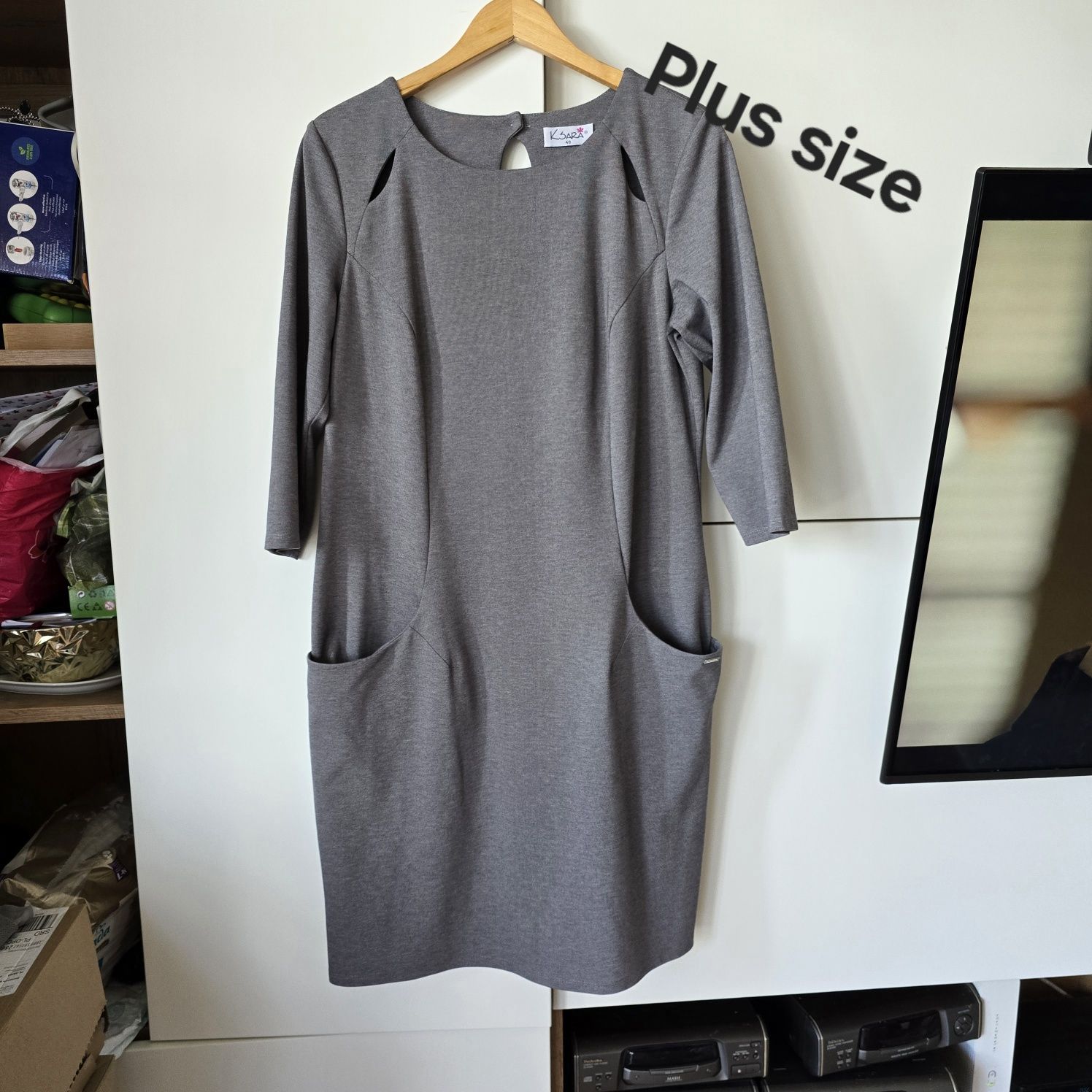 Sukienka 46 długi rękaw plus size