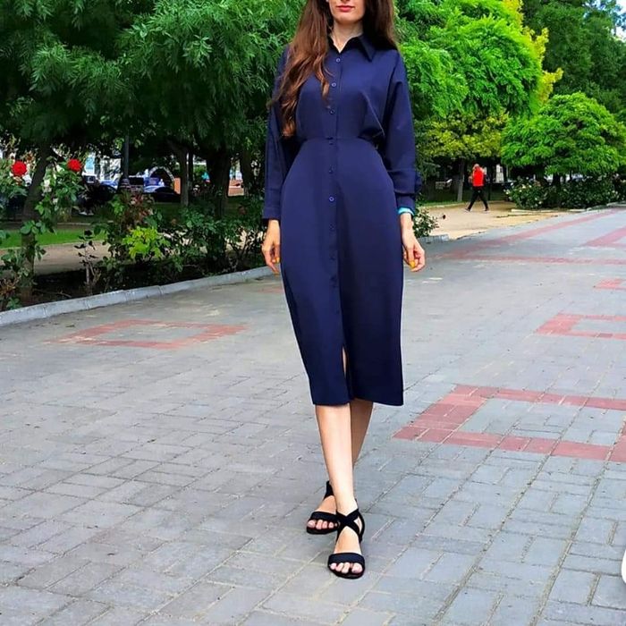 Жіноча синя сукня платье для осені Розмір М НОВЕ

 Ось для осені чудов