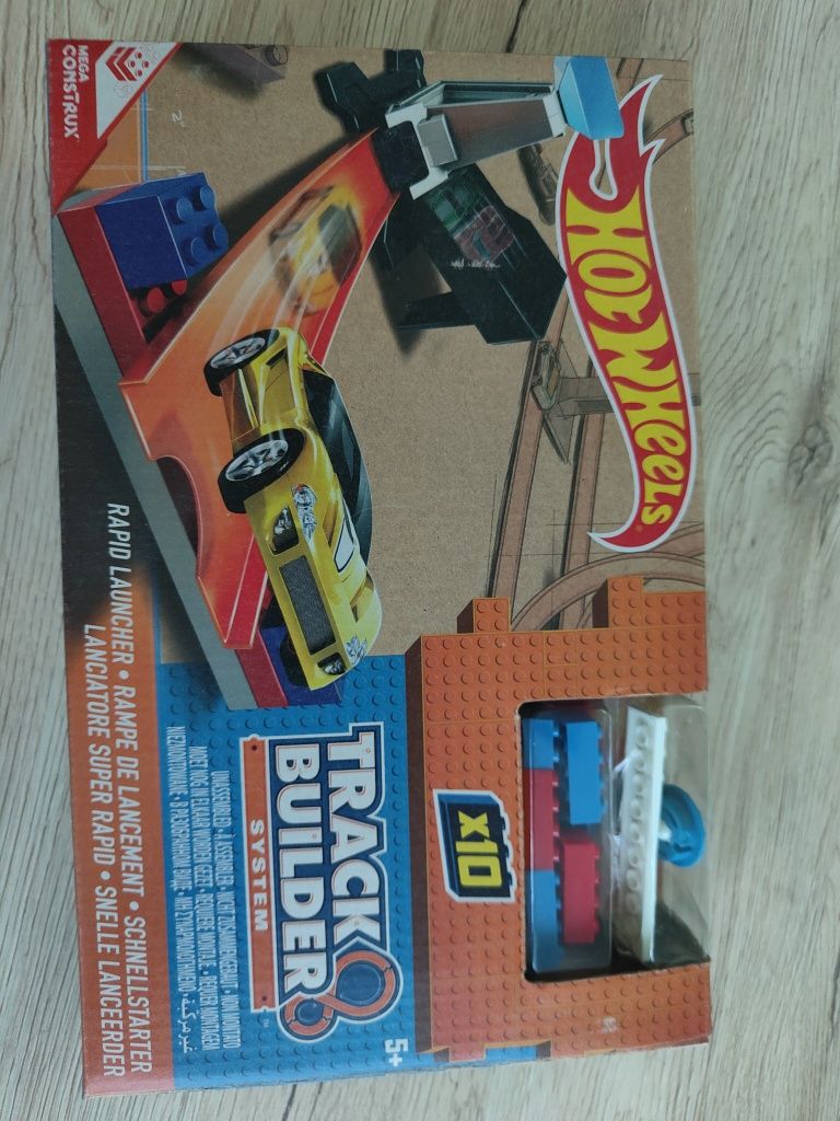 Hot Wheels Track&Builder system tor