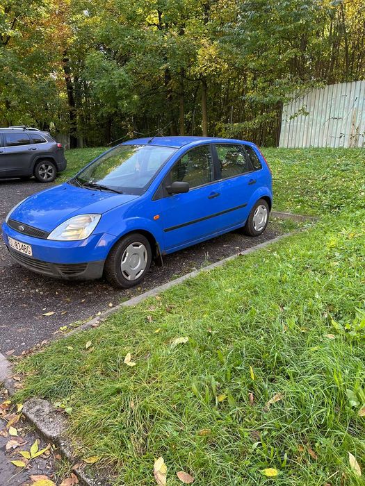 FORD FIESTA 1,3 benzyna 2003 rok
