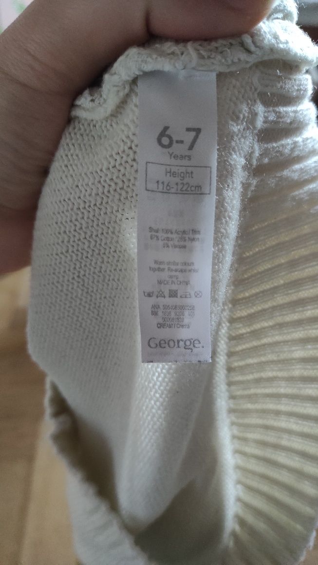 Sweter George 116-122 cm