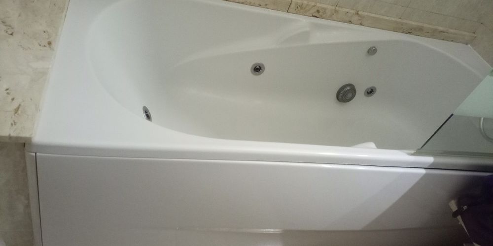 Banheira de hidromassagem