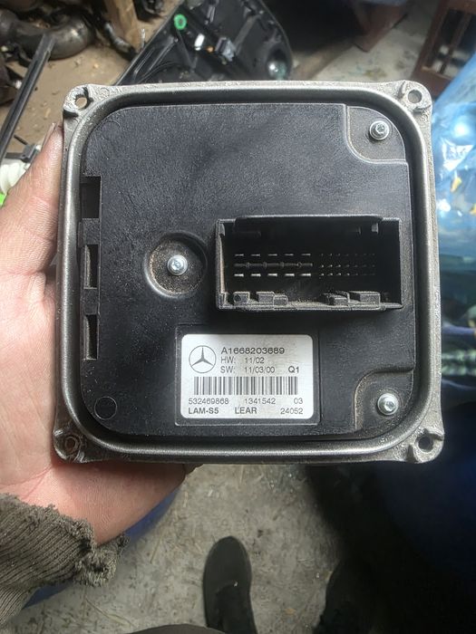 Moduł Przetwornica Lampy Świateł LED Mercedes W166 ML GLE W231 SL