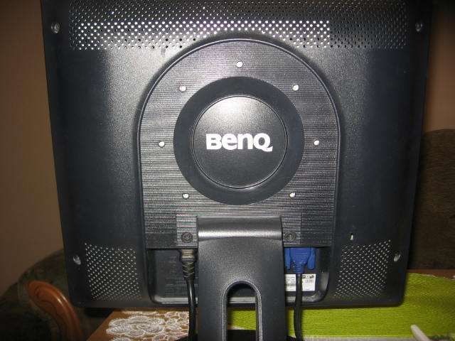 benq 17 cali monitor z głośnikami , sprawny , z niemiec