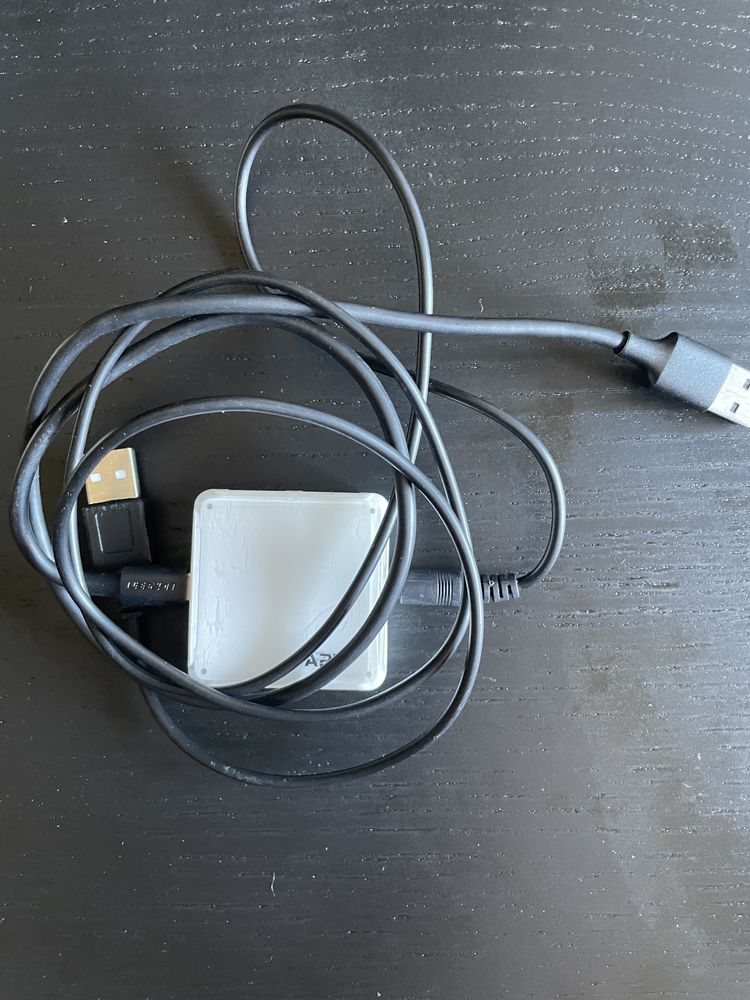 Hub usb com possibilidade de alimentacao externa