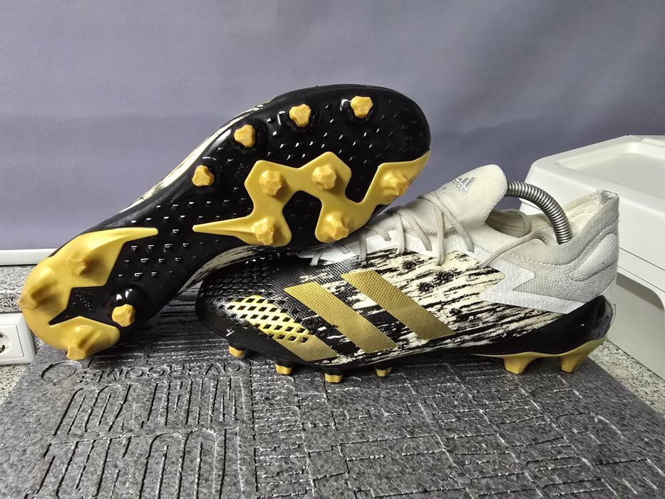 Chuteiras Adidas Predator AG