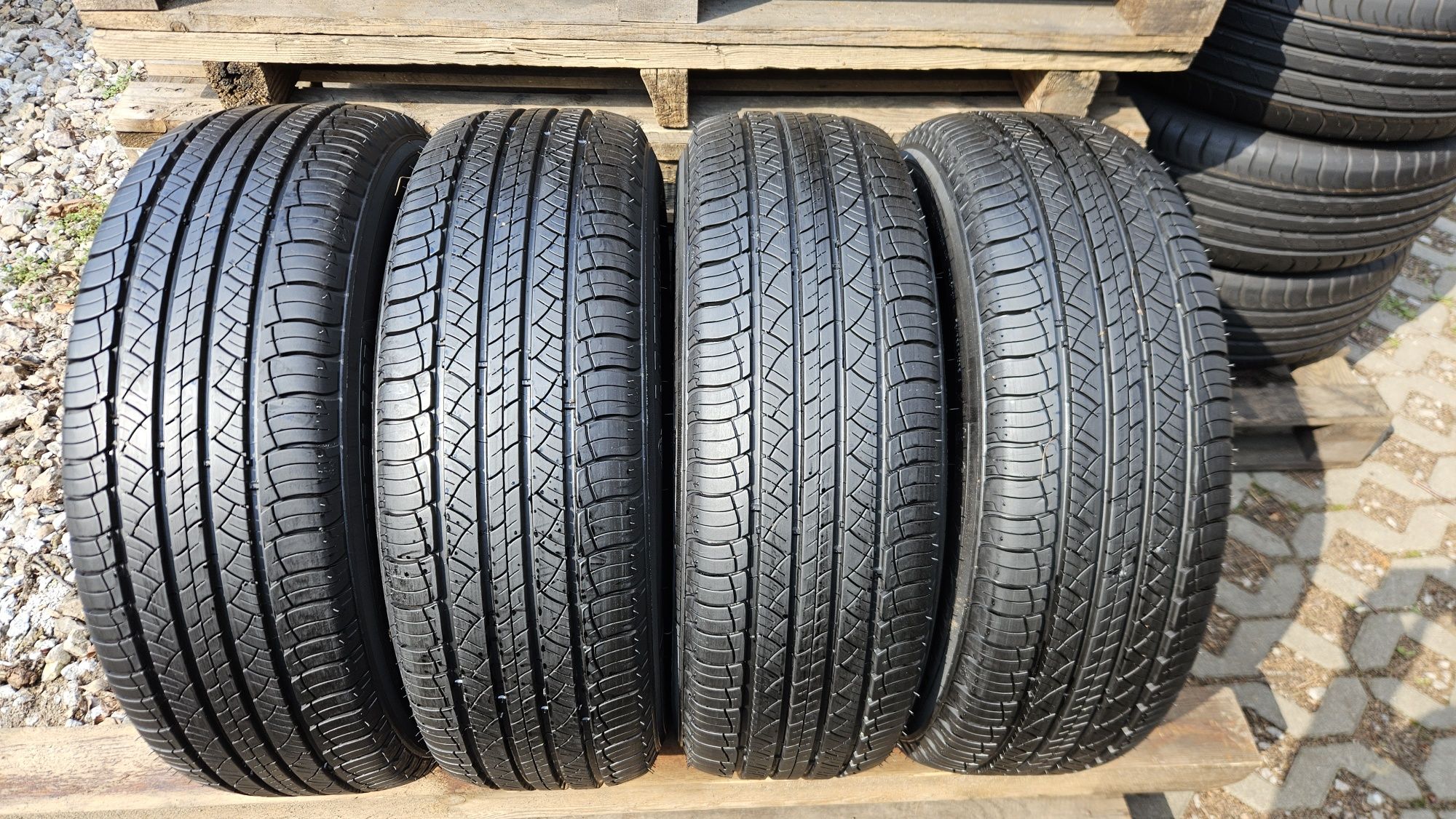 opony nowe 215/65R16 Michelin LATITUDE TOUR HP