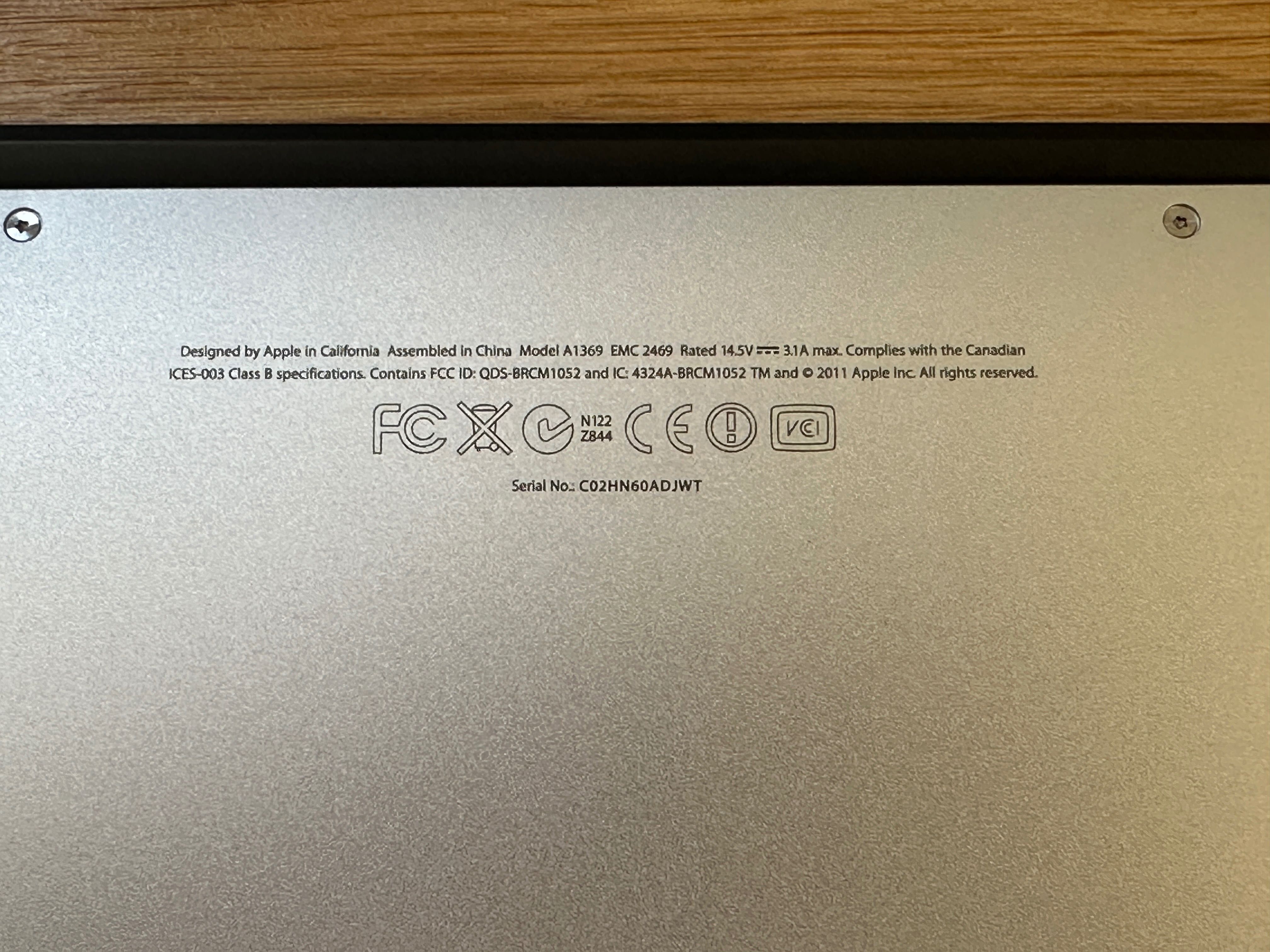 Laptop MacBook Air 13" A1369 wizualnie stan kolekcjonerski