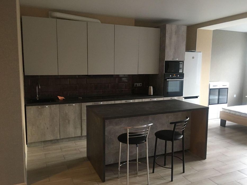 Продається житлове приміщення вул. Гайова 3