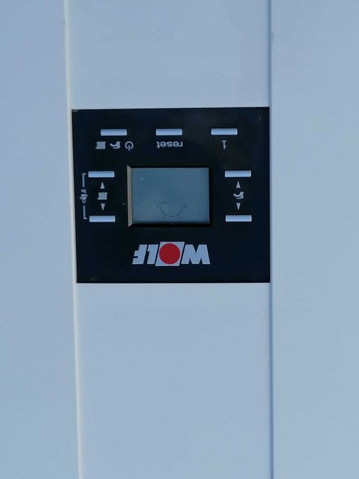 Caldeira a gás Wolf e deposito REFLEX