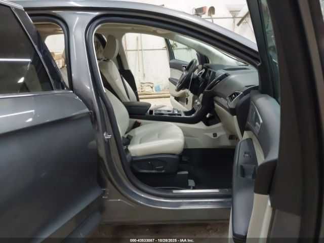 Ford Edge Titanium 2022