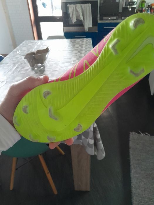 Chuteira Nike Mercurial 36
