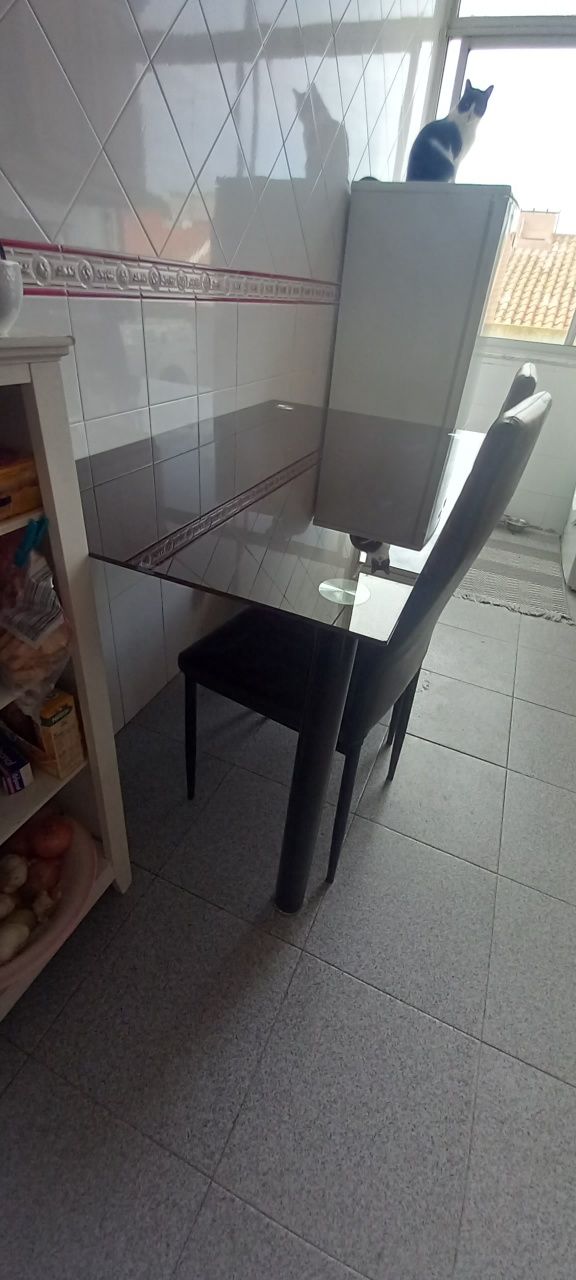 Vendo mesa de cozinha