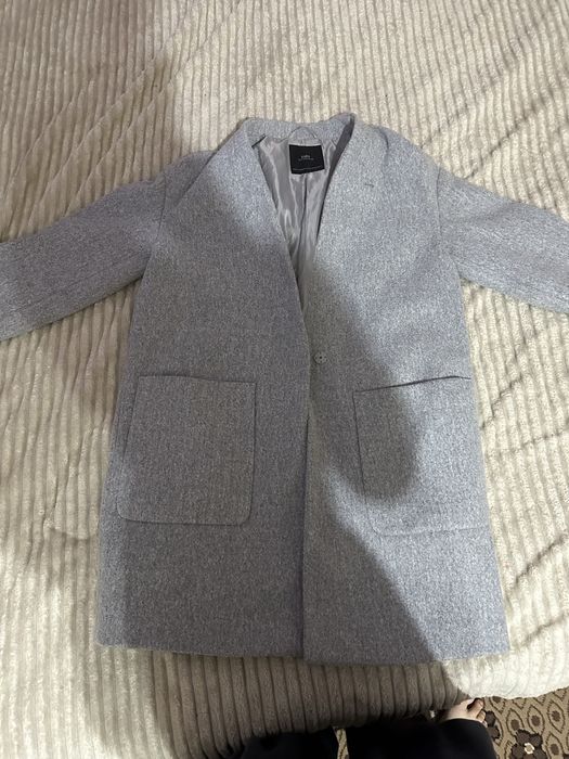 Пальто шерстяне zara
