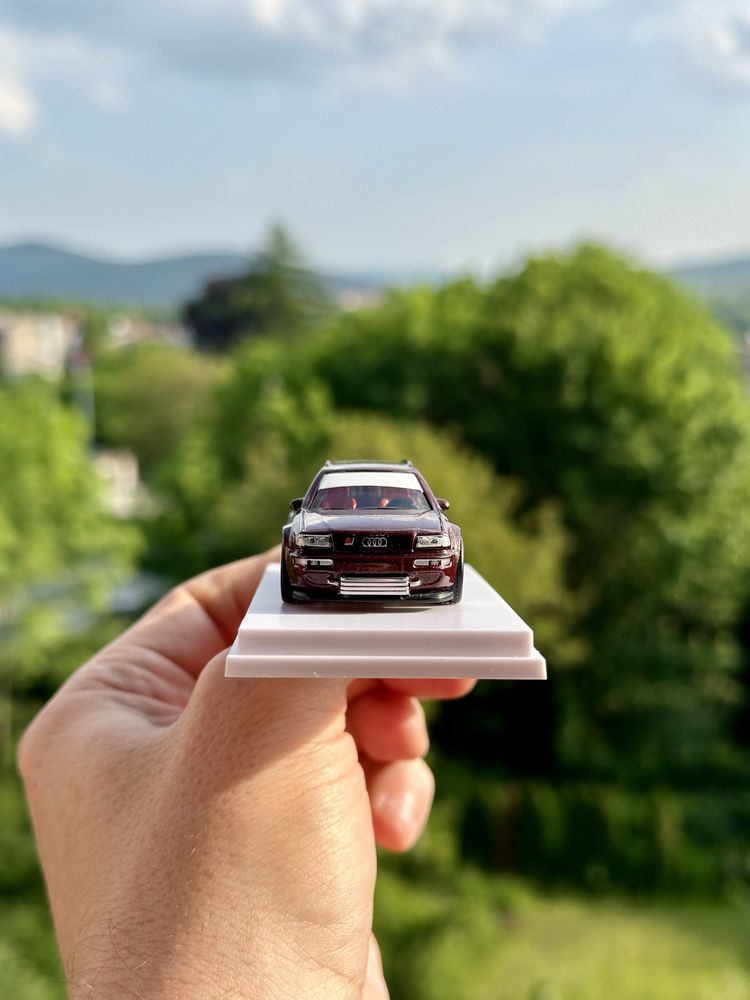 Sprzedam audi rs2 po customie hot wheels