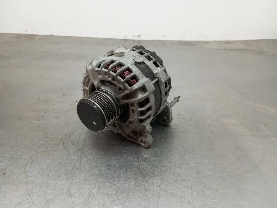 Alternador SEAT Ibiza IV (6J5, 6P1)