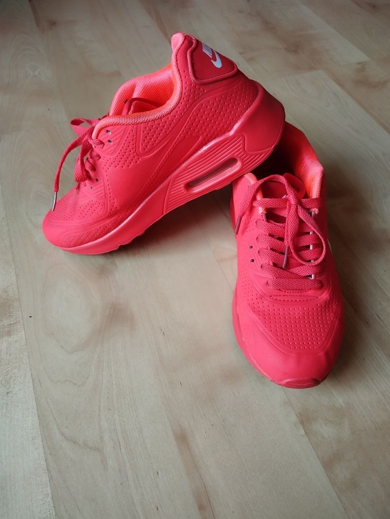 Adidasy neonowe r 36