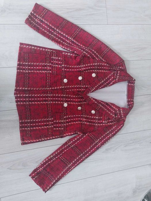 Czerwona marynarka damska z guzikami NOWA