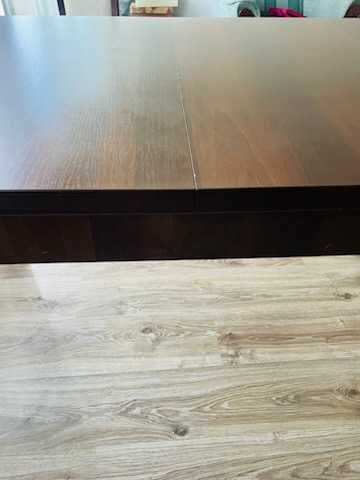 Sprzedam stół z krzesłami 130x80