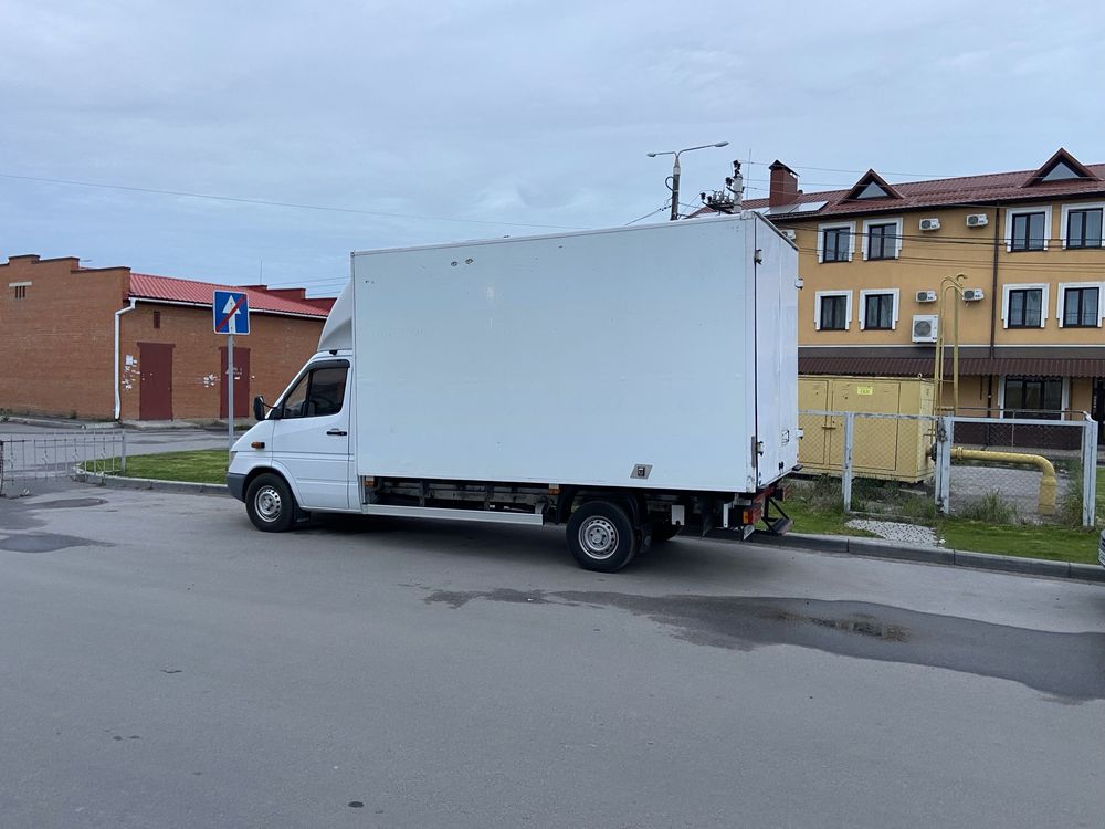 Будка Мерседес Спрінтер