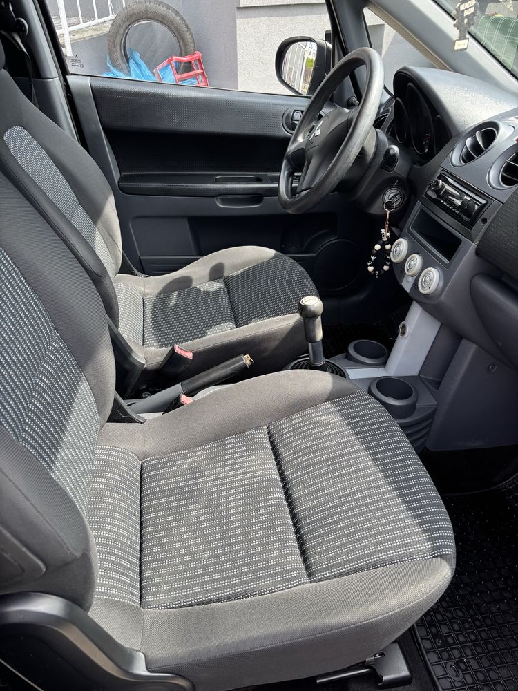 Mitsubishi colt klima
