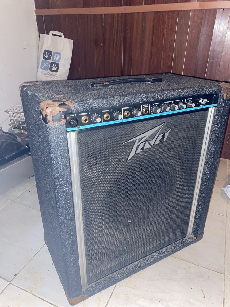 Amplificador, Combo Peavey KB 100