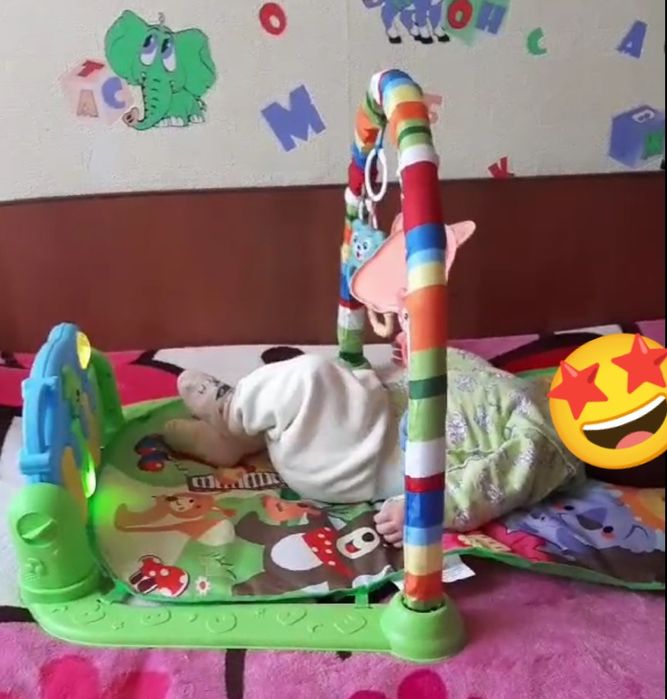 Дитячий розвиваючий килимок